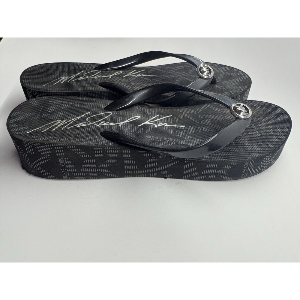 Michael Kors Bedford Platform Flip Flop Women 7 Black Jet Set Signature Low Heel - Picture 6 of 7